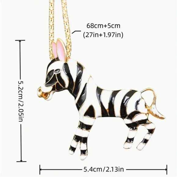 Betsey Johnson Necklace Enamel Zebra Pendant Gold Tone - Picture 2 of 2